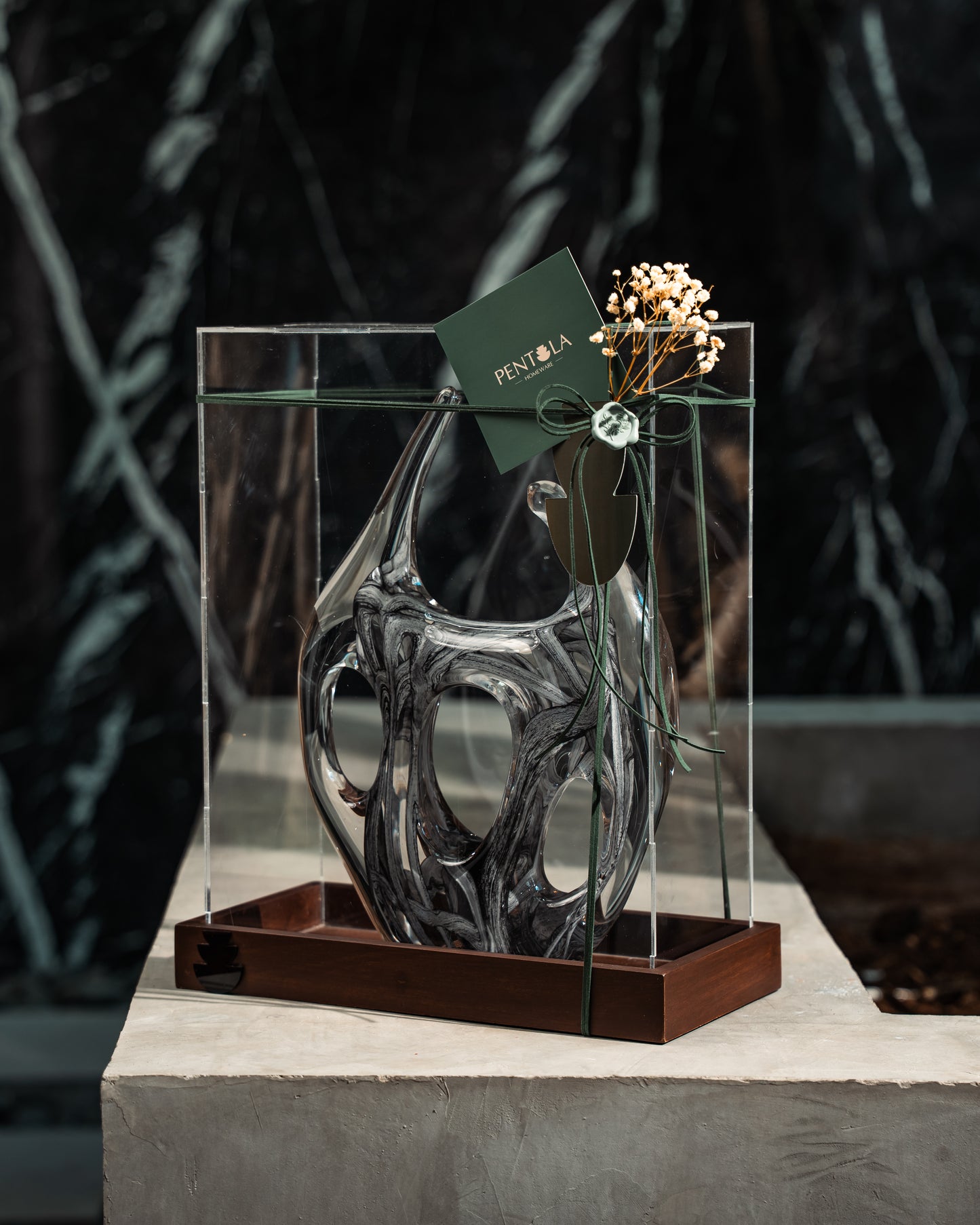 The Smoke Curve Sculpture