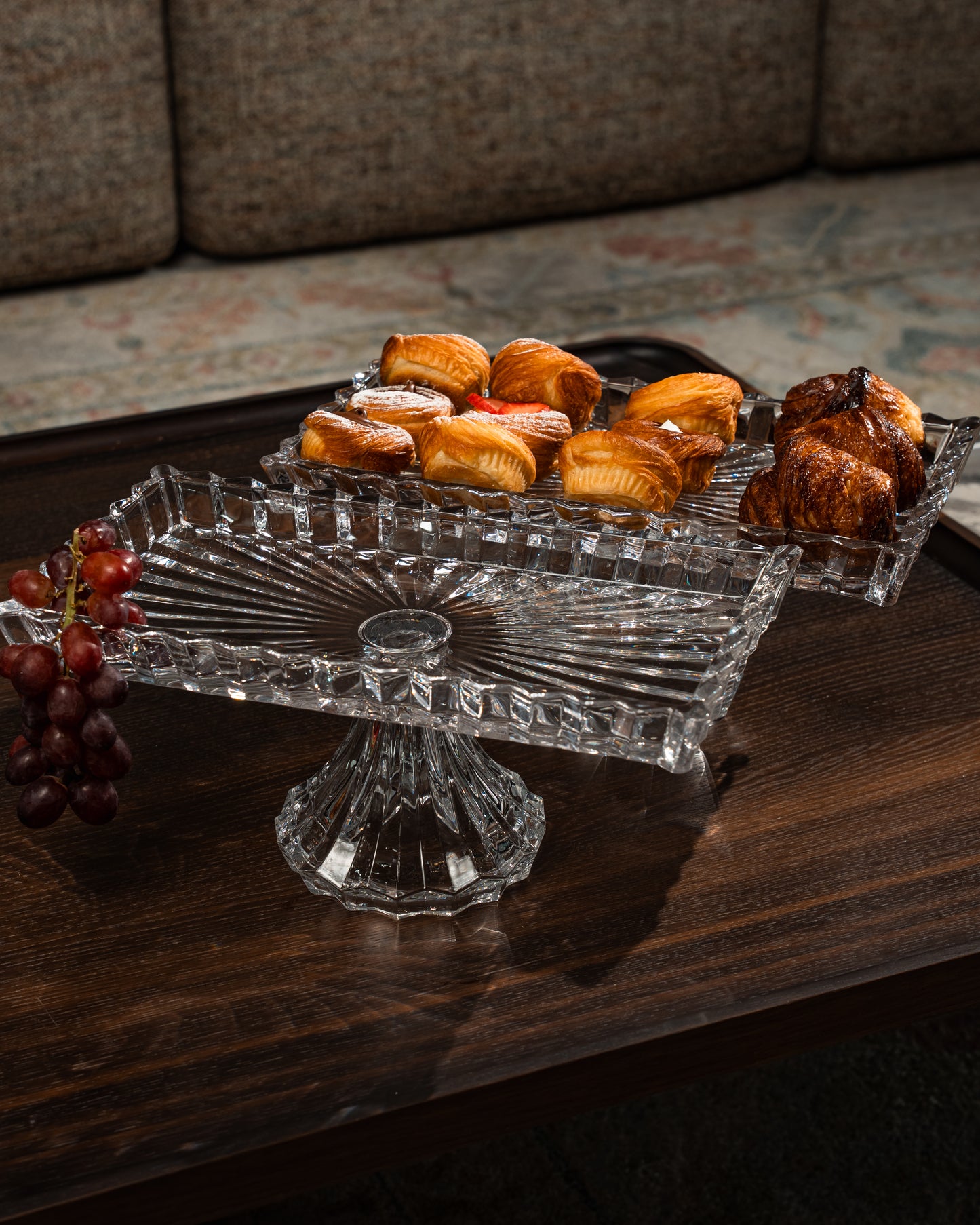 The Versailles Stand